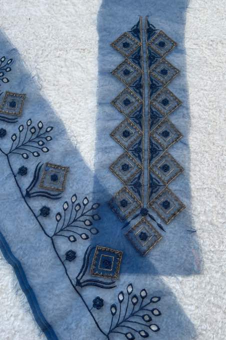 Neckline & 27 inches Hemline