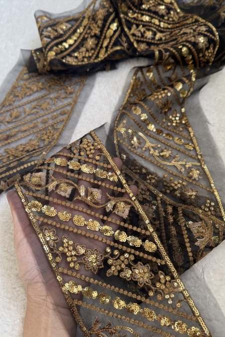 Black yard patch golden work