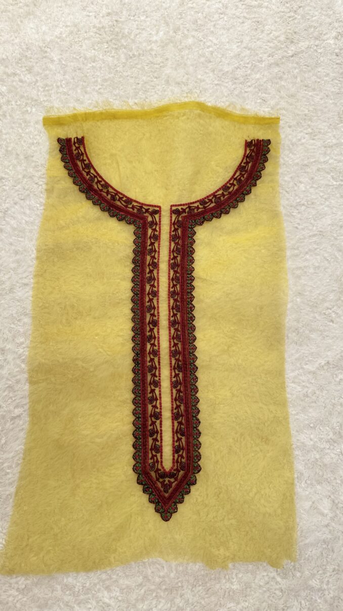 Neckline