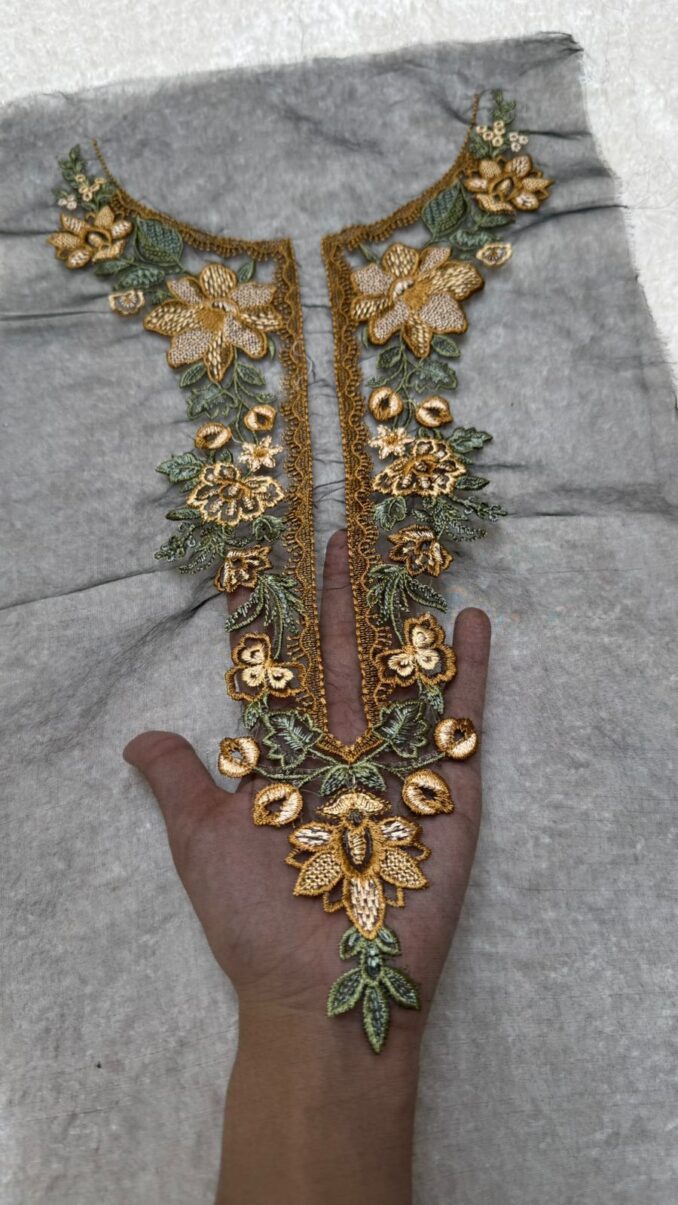 Sapphire Neckline