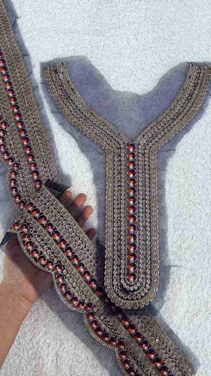 Set Neckline & yard Hemline❕