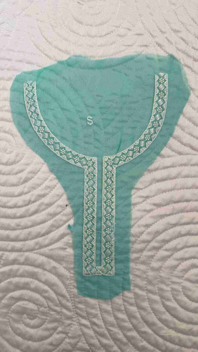 Kids Neckline🪡