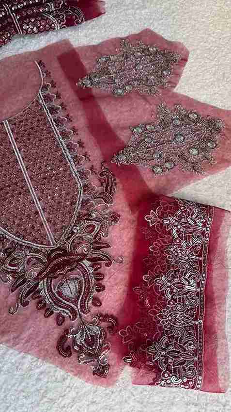 Set (Neckline, bunches & yard line)