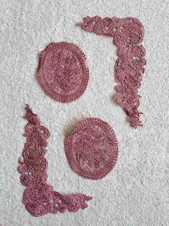 Pair of Dupatta Corner + Pair of Bunch